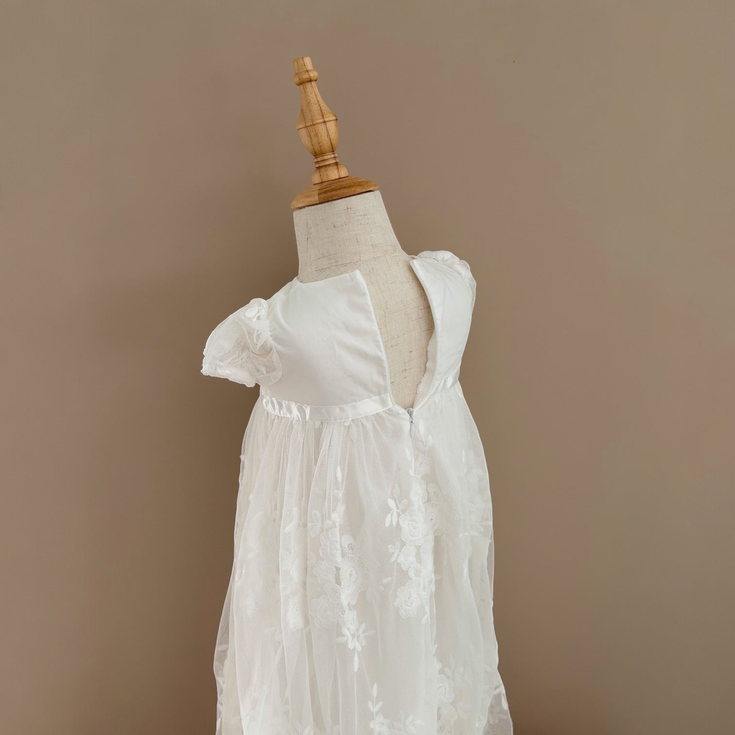 Vestido Bautizo Imperial - ISABEL con Gorro