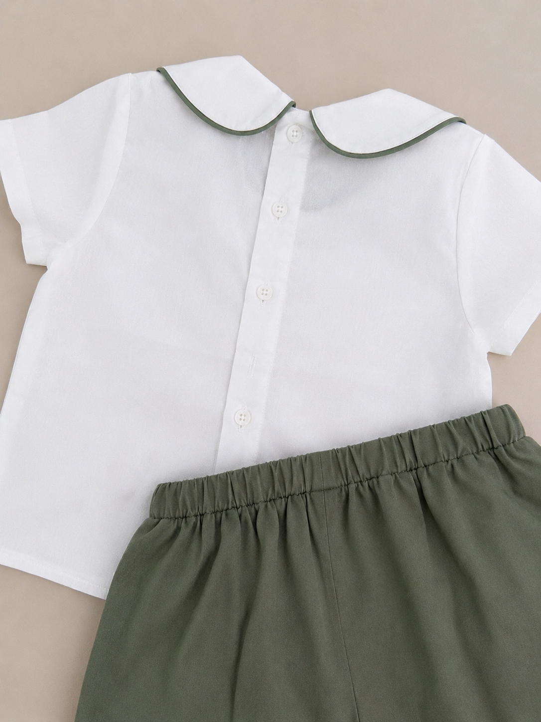 Set de Camisa y Short OLIVE SOLDIERS
