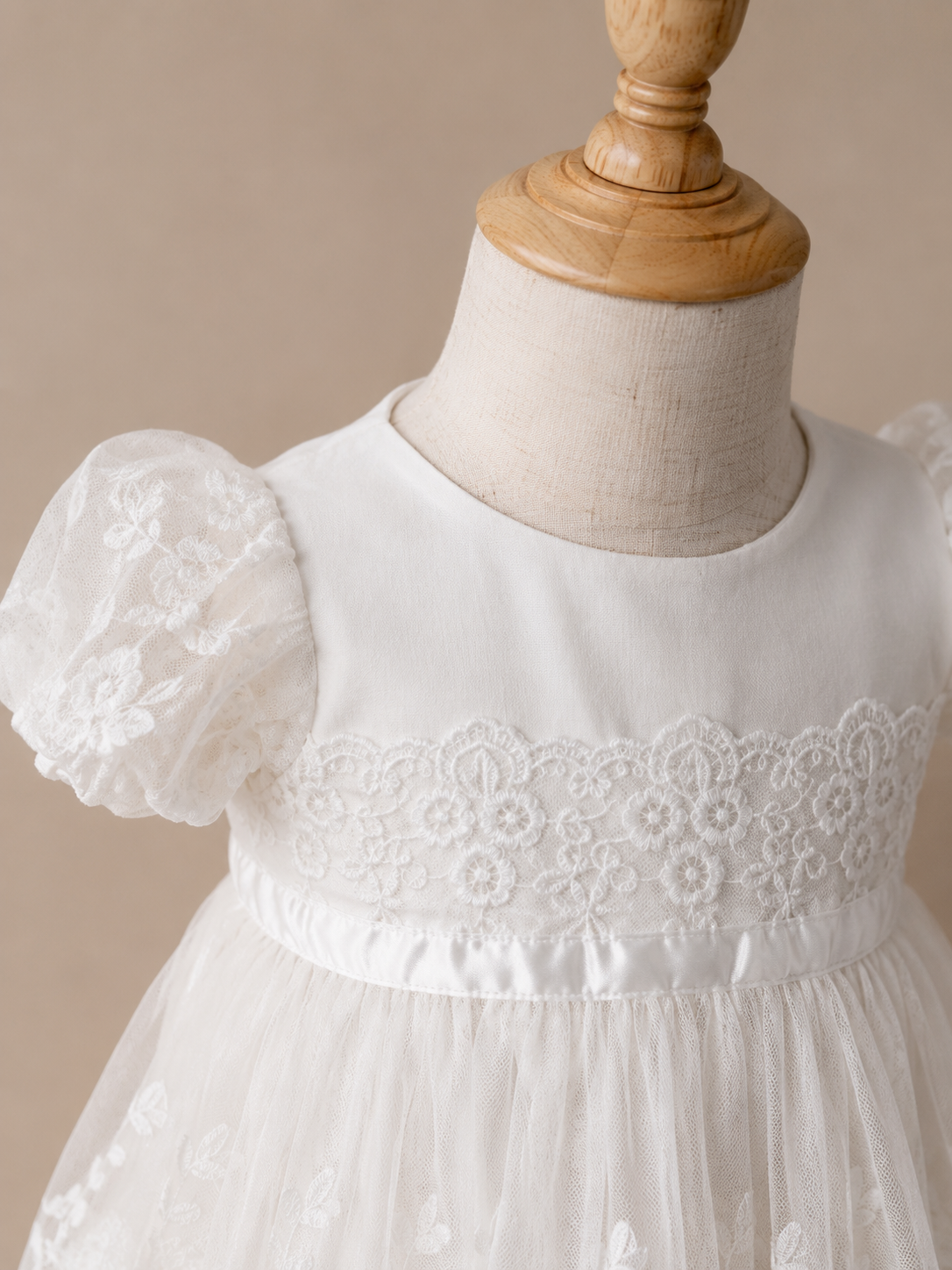 Vestido Bautizo Imperial - ISABEL con Gorro