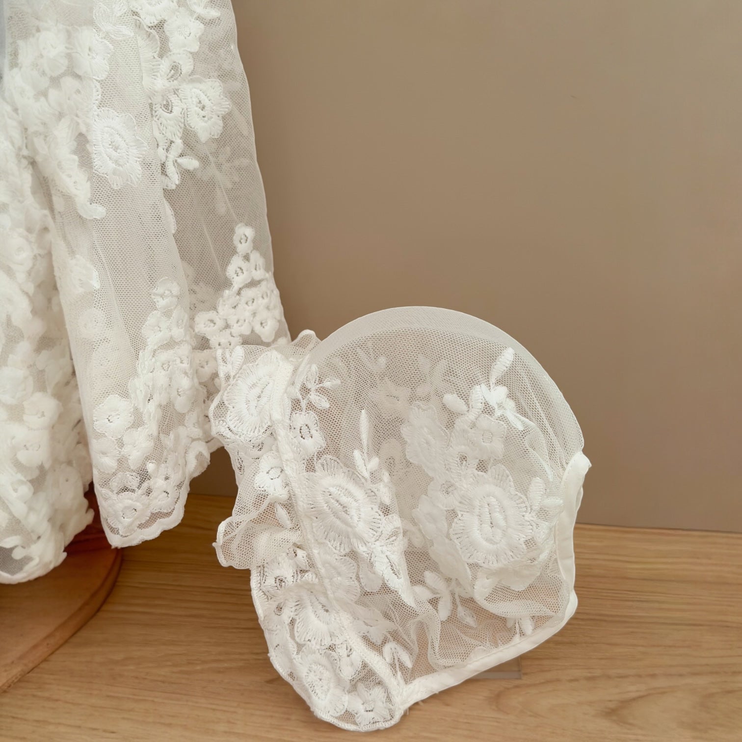 Vestido Bautizo Imperial - ISABEL con Gorro