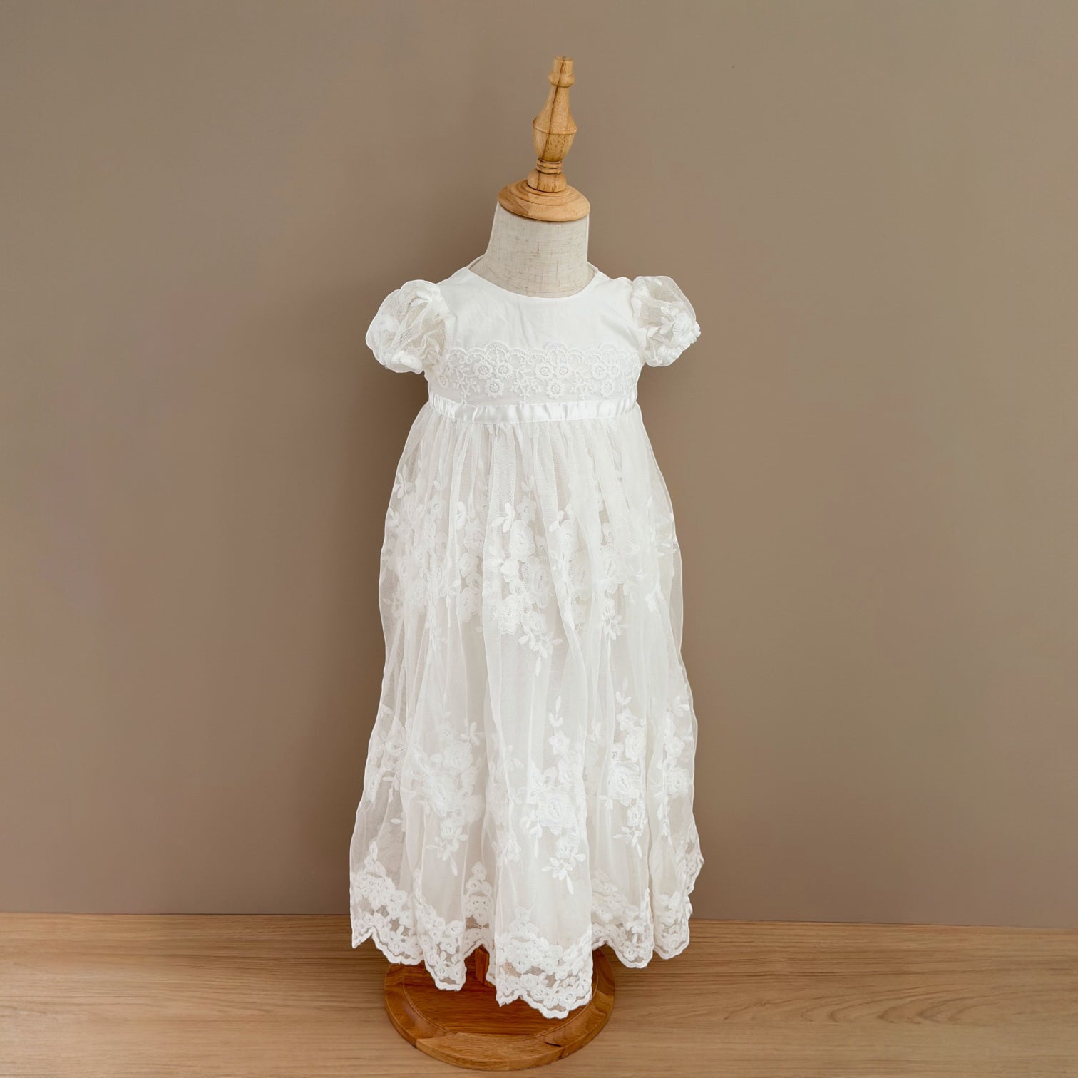 Vestido Bautizo Imperial - ISABEL con Gorro