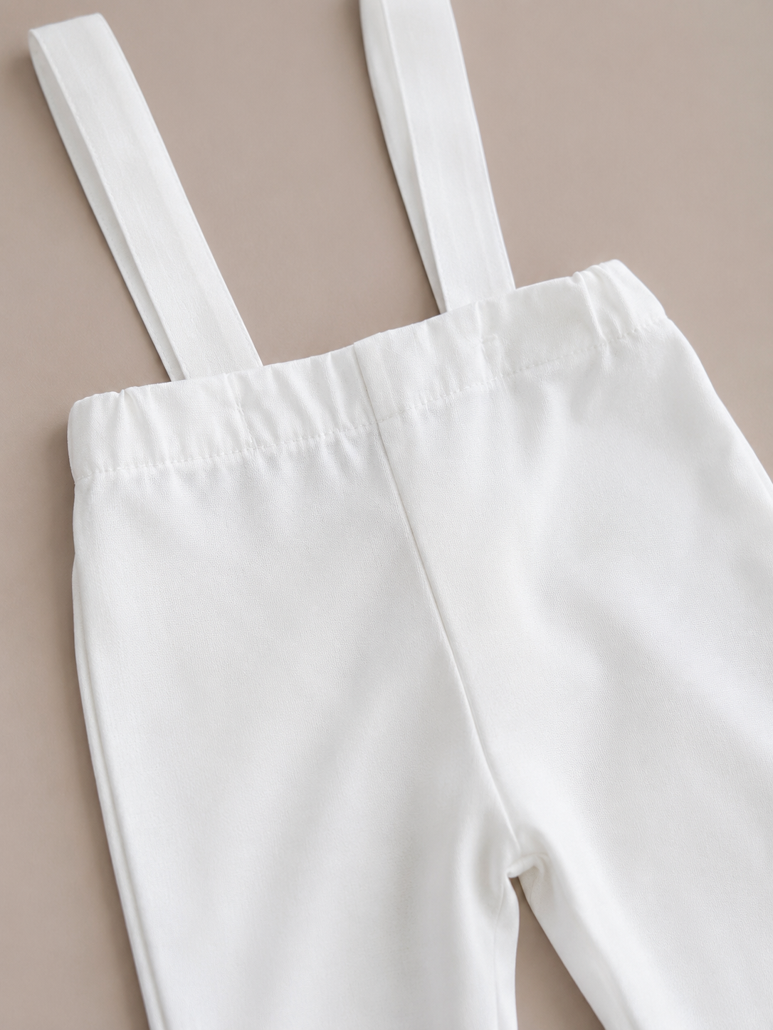 Set de Pantalón con tirantes y Romper ENZO BLANCO