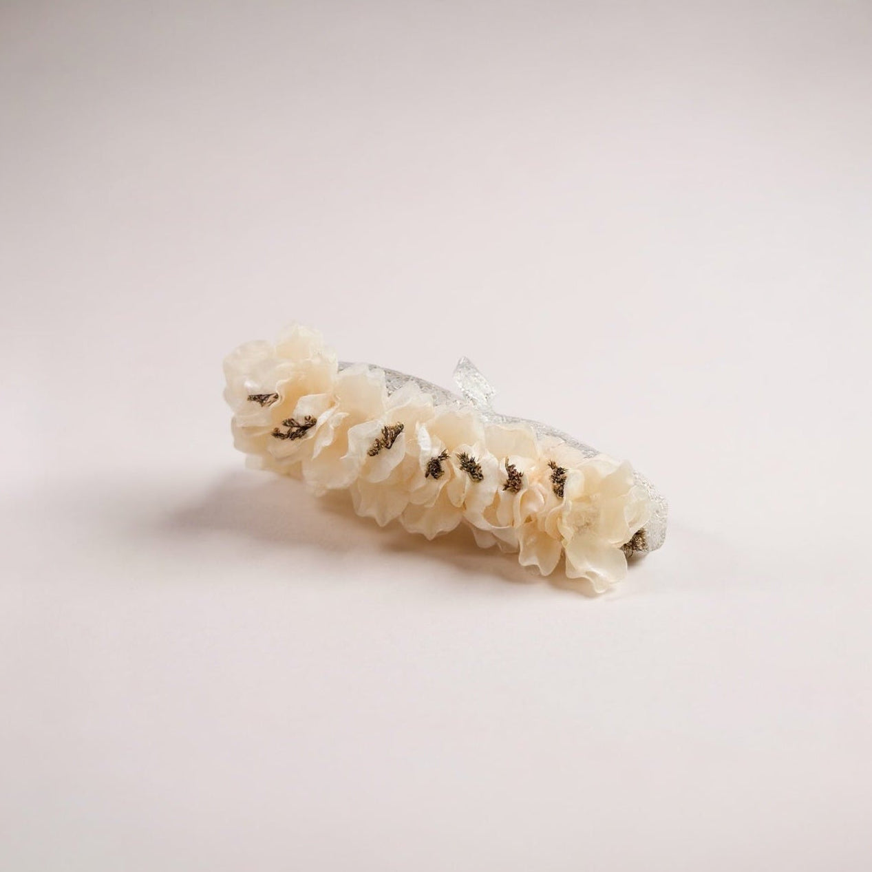 Tiara Floral Color Marfil