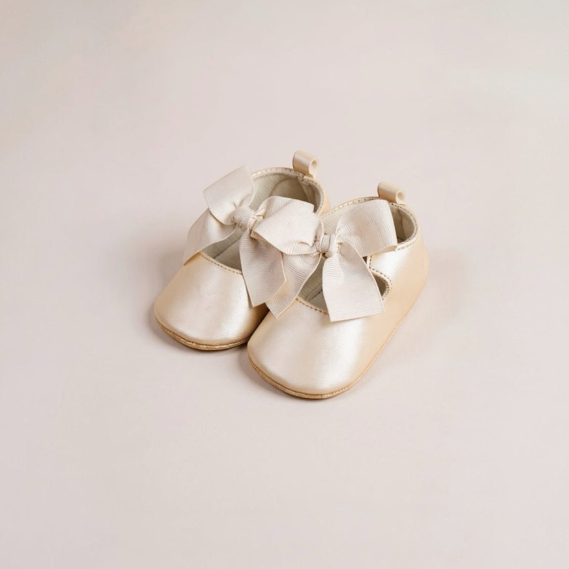 Zapato Lazo Oro Marfil